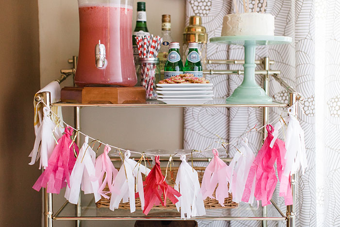 Valentines day party ideas Valentine's Day Dessert on Rue! - Dream Green DIY