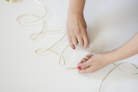 This Week on eHow: DIY Wire Photo Display - Dream Green DIY