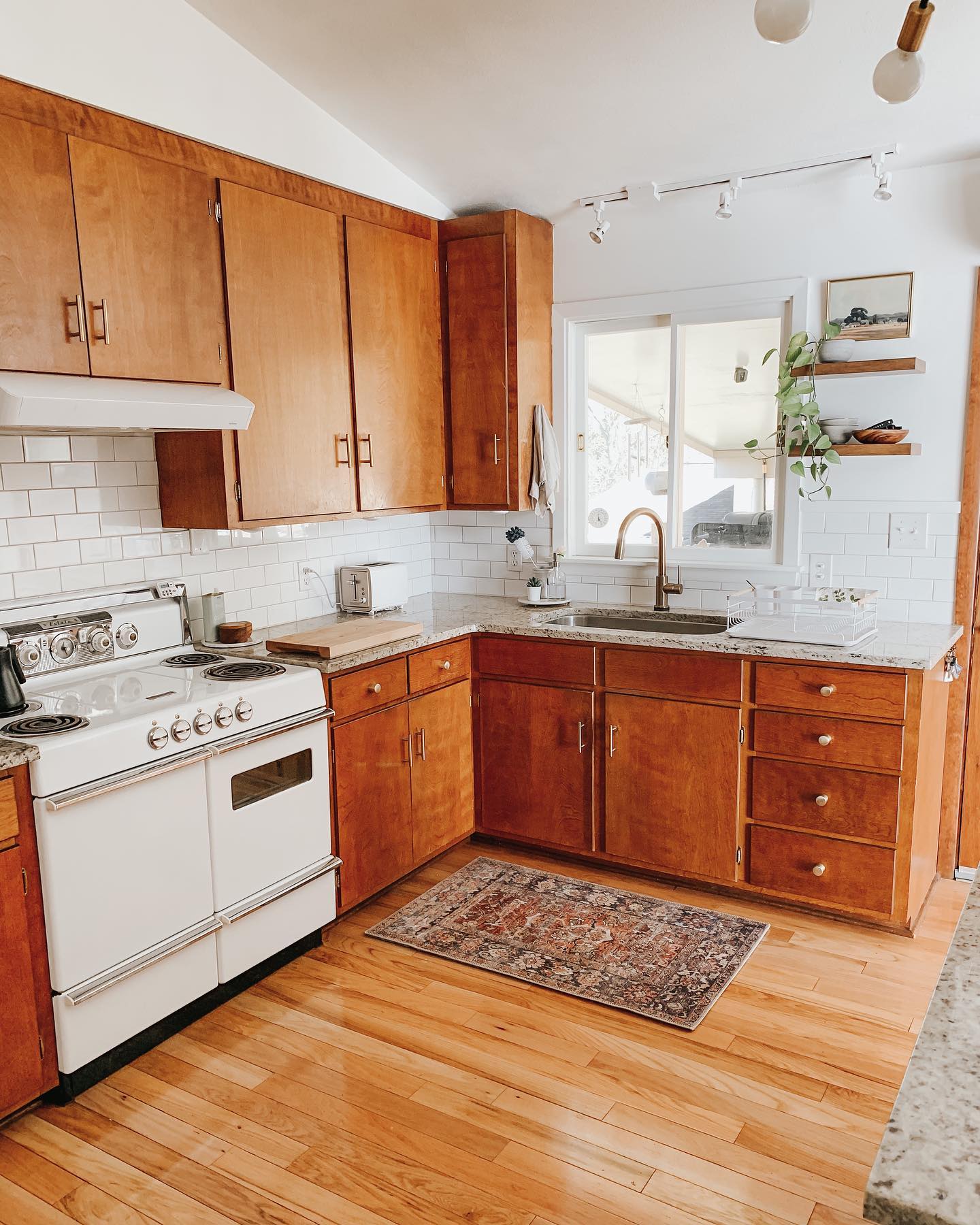 Painting Our Kitchen Window Trim White Dream Green DIY