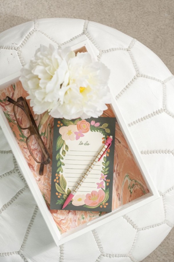 DIY Marbled Tray For Glitter Guide Dream Green DIY