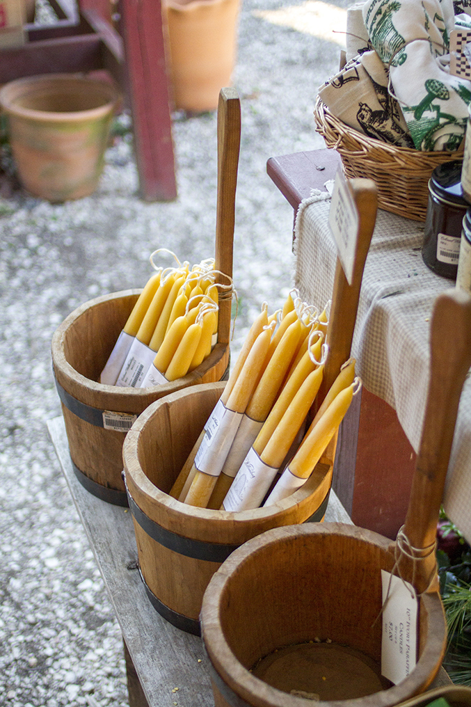 Christmas in Colonial Williamsburg - Dream Green DIY