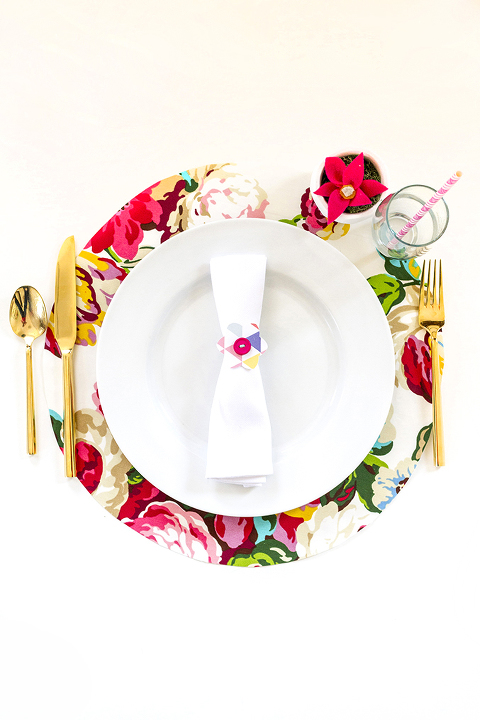 Diy No Sew Floral Fabric Chargers