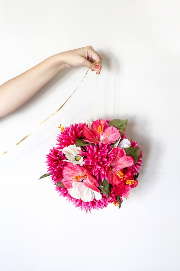 How To Make Your Own DIY Hanging Flower Ball