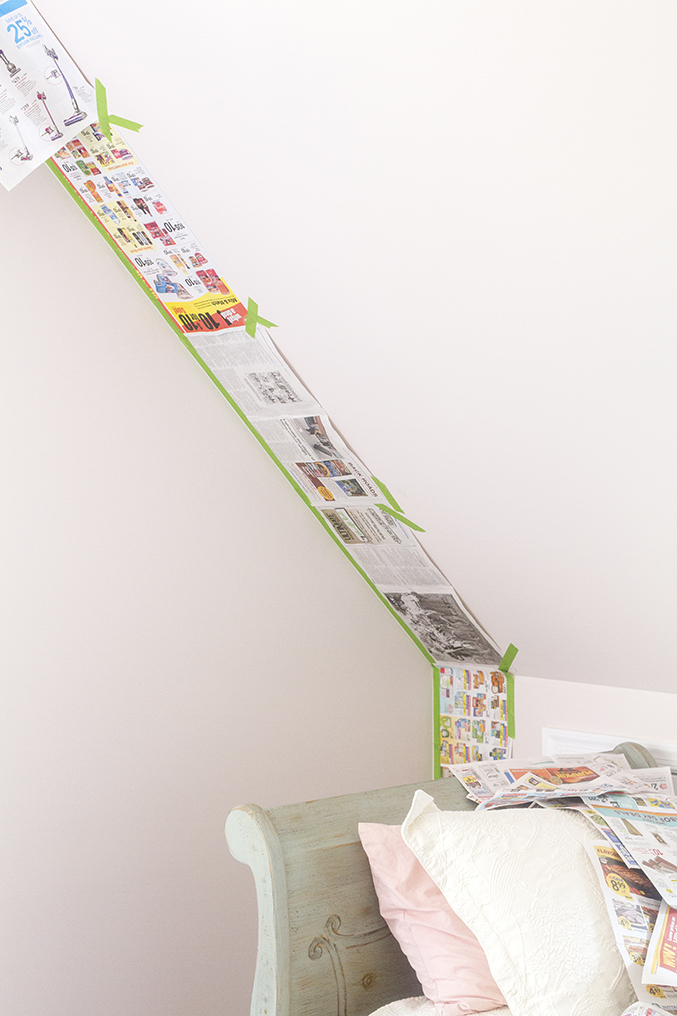 How To Stencil A Damask Feature Wall - Dream Green DIY