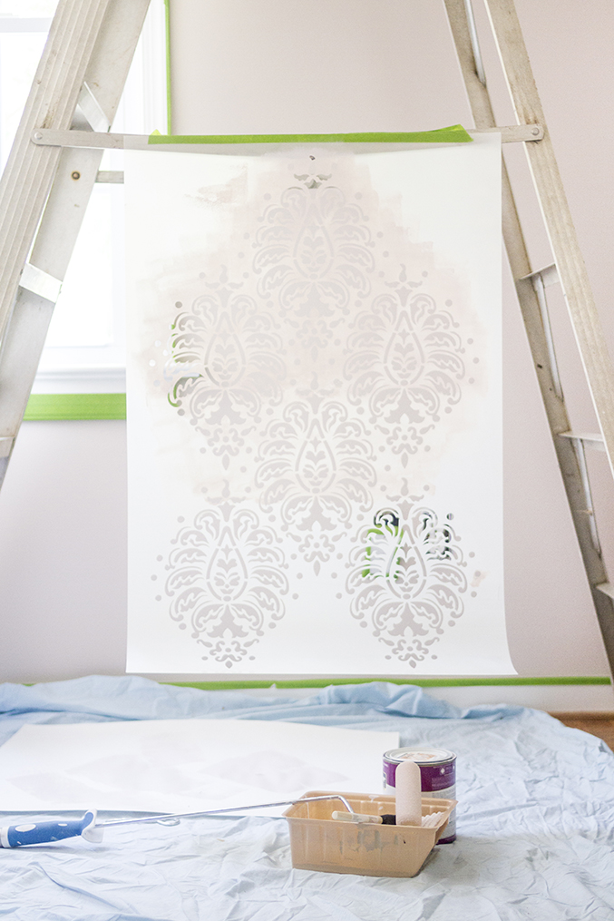 How To Stencil A Damask Feature Wall - Dream Green DIY