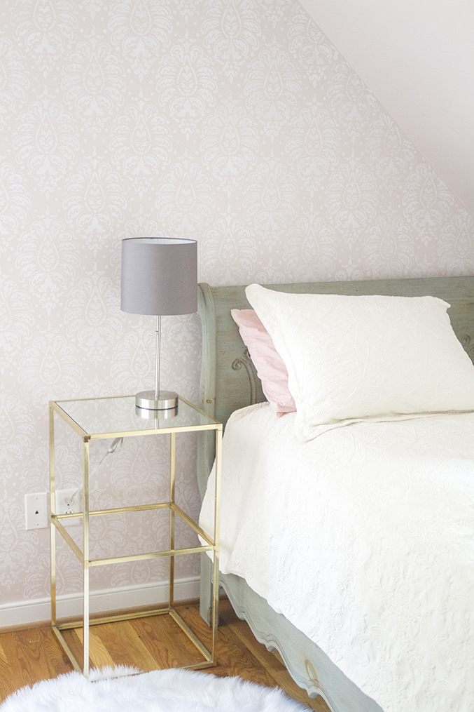 How To Stencil A Damask Feature Wall - Dream Green DIY