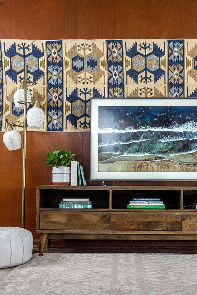 How To Make A TV Blend In With Your Decor Dream Green DIY