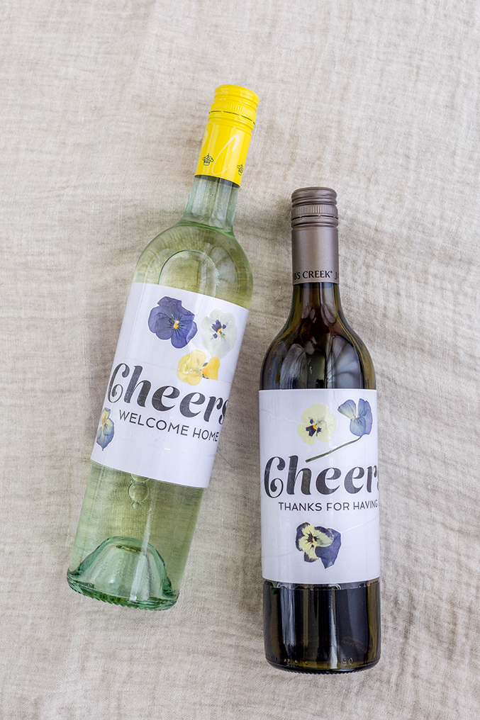 DIY Pressed Flower Wine Bottle Labels Dream Green DIY