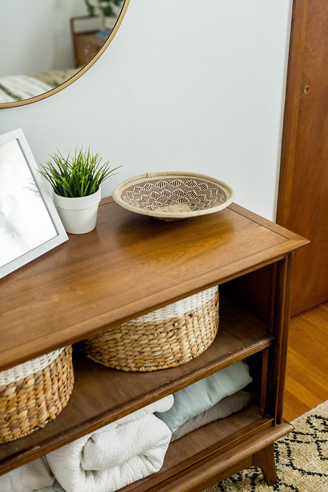 How To Style A Bed With Mismatched Bedding Dream Green DIY