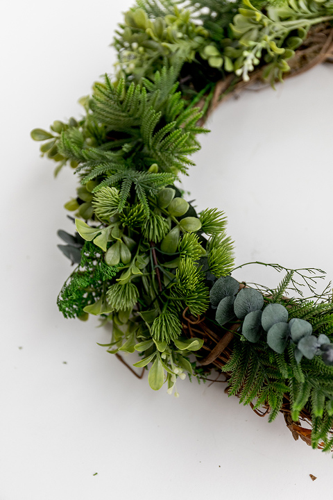 DIY Faux Evergreen Christmas Wreath - Dream Green DIY