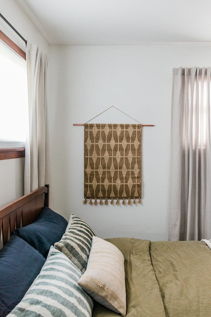 How To Turn A Rug Into A Wall Hanging Dream Green DIY