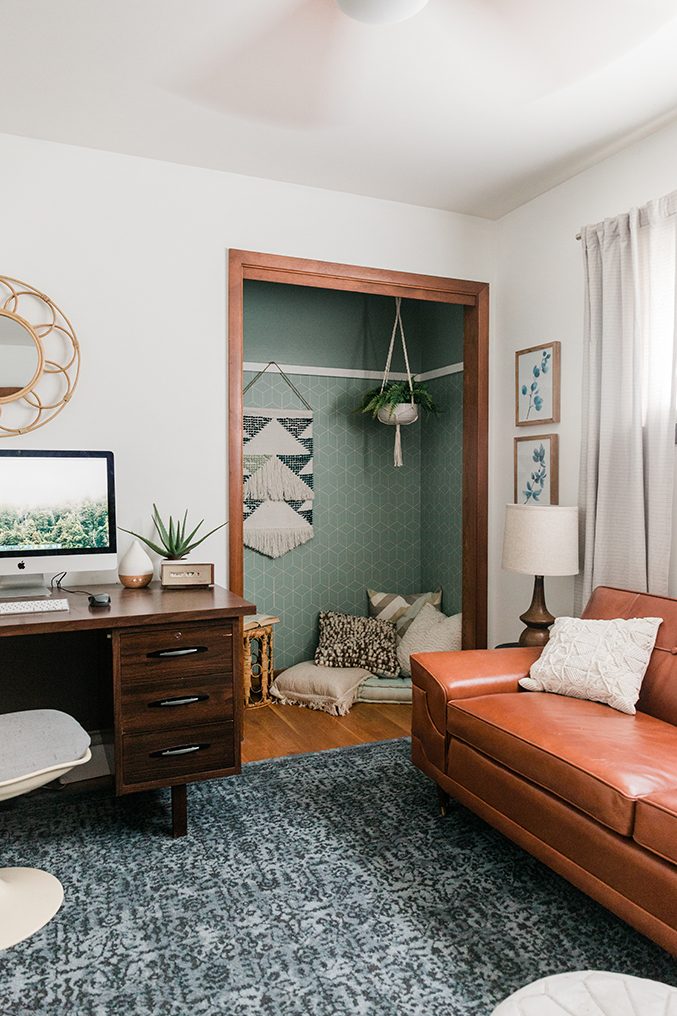 DIY Peel&Stick Wallpaper Closet Makeover Dream Green DIY