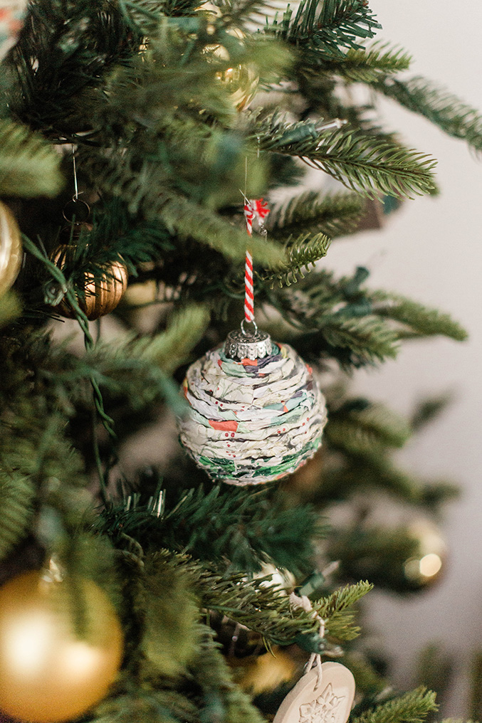 DIY Twisted Paper Christmas Ornaments - Dream Green DIY