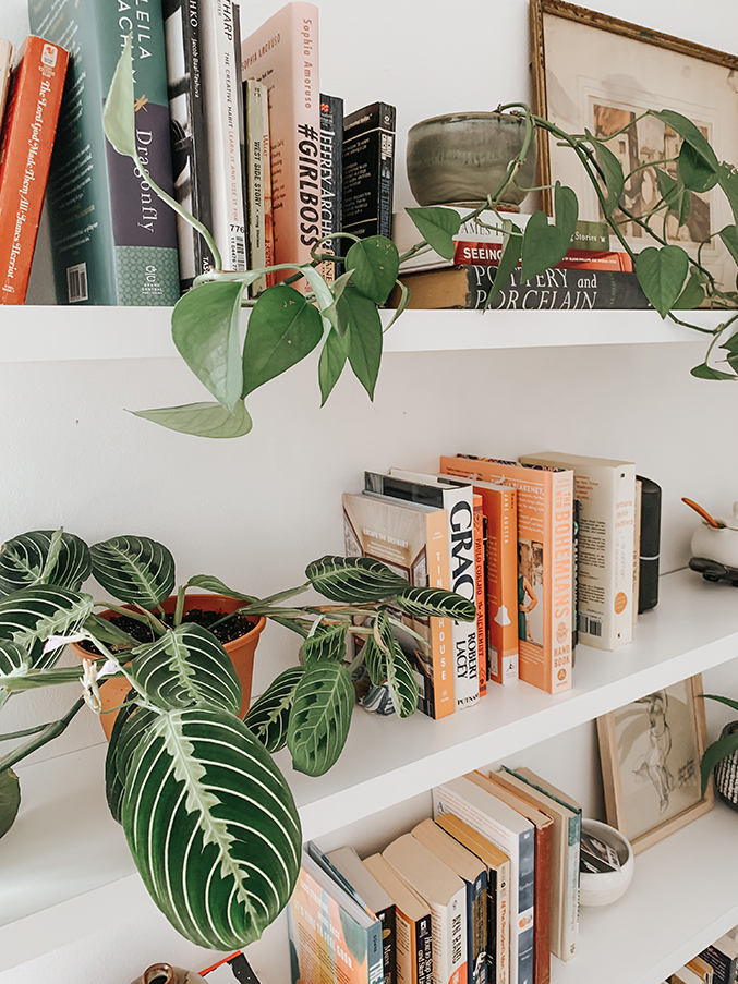 DIY Stacked Floating Book Shelves - Dream Green DIY