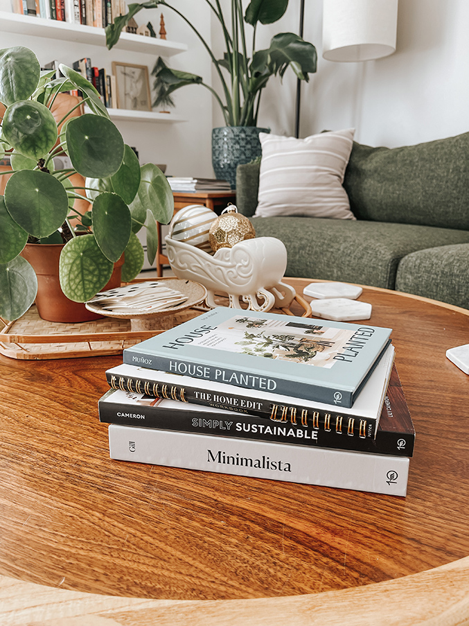 Holiday Gift Guide For The Book Worm