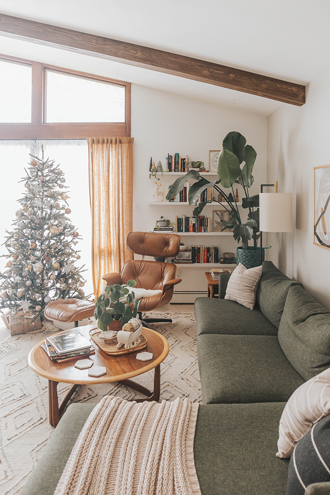 Wishing You A Happy Holiday Season! - Dream Green DIY