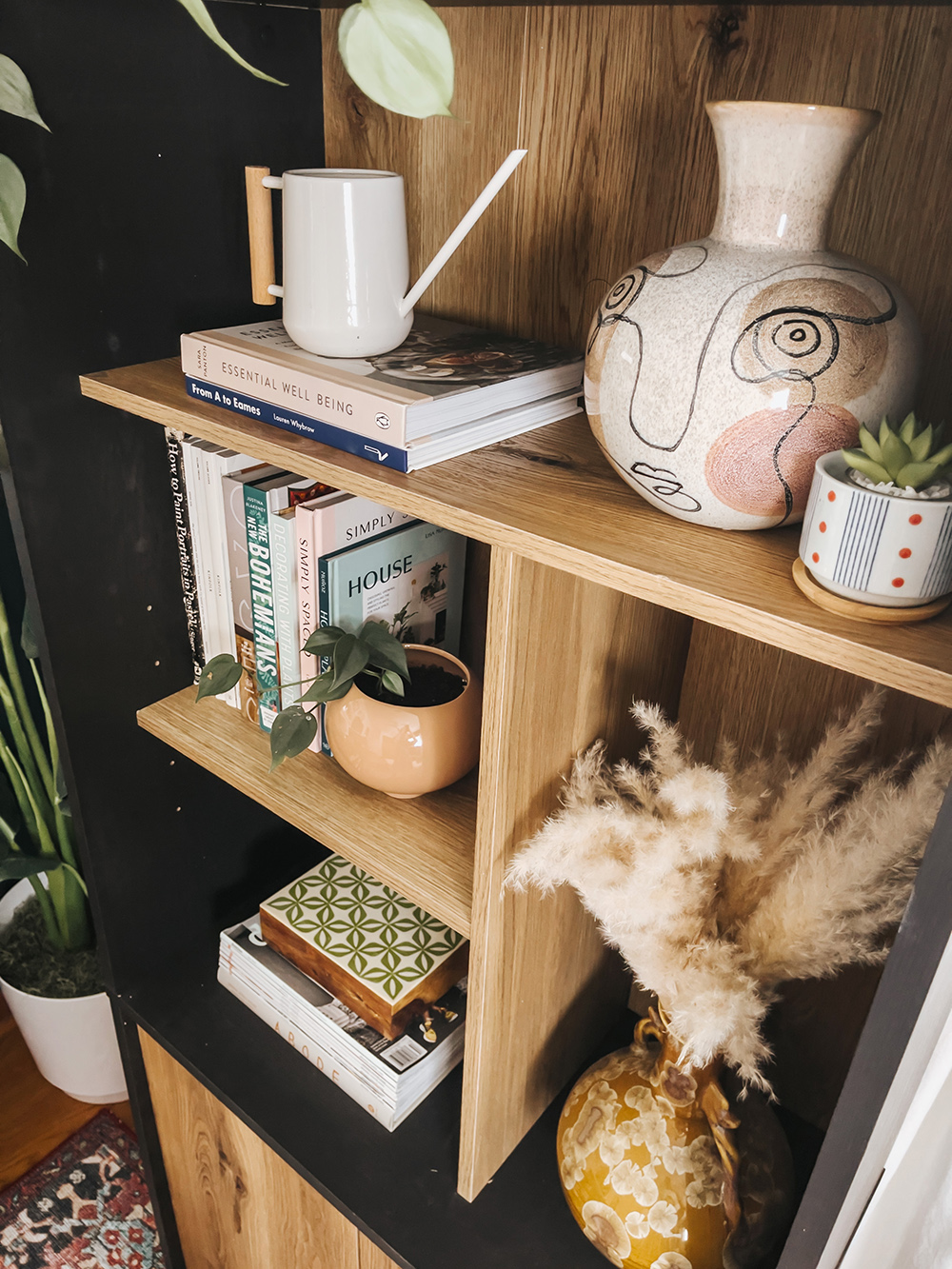 How To Style A Tall Skinny Bookshelf - Dream Green DIY
