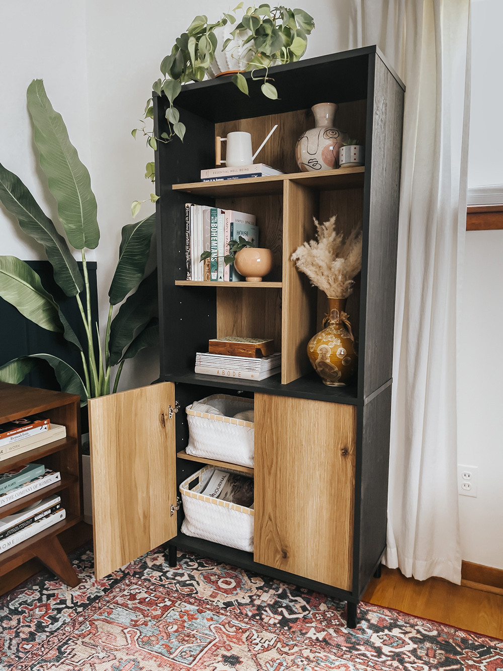 How To Style A Tall Skinny Bookshelf Dream Green DIY