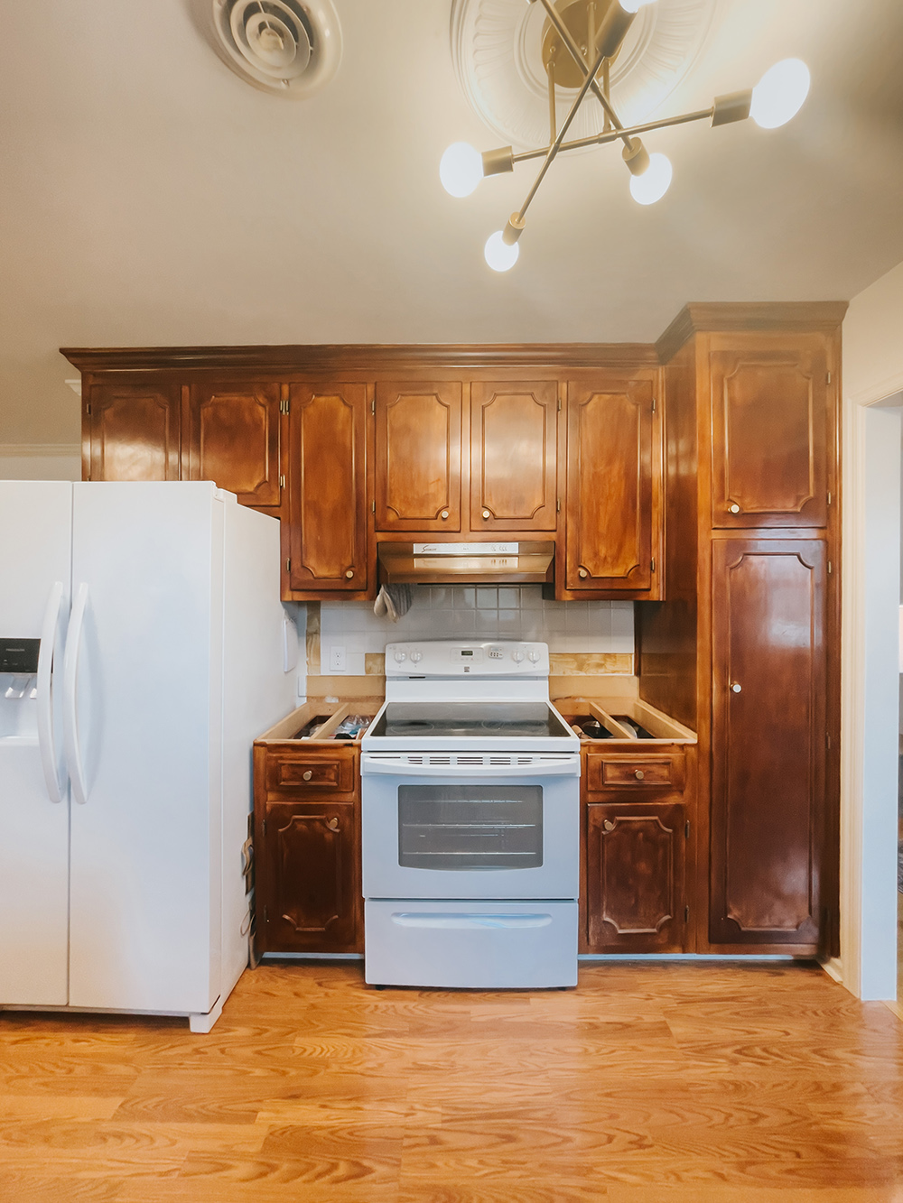 New Quartz Countertops In The Kitchen