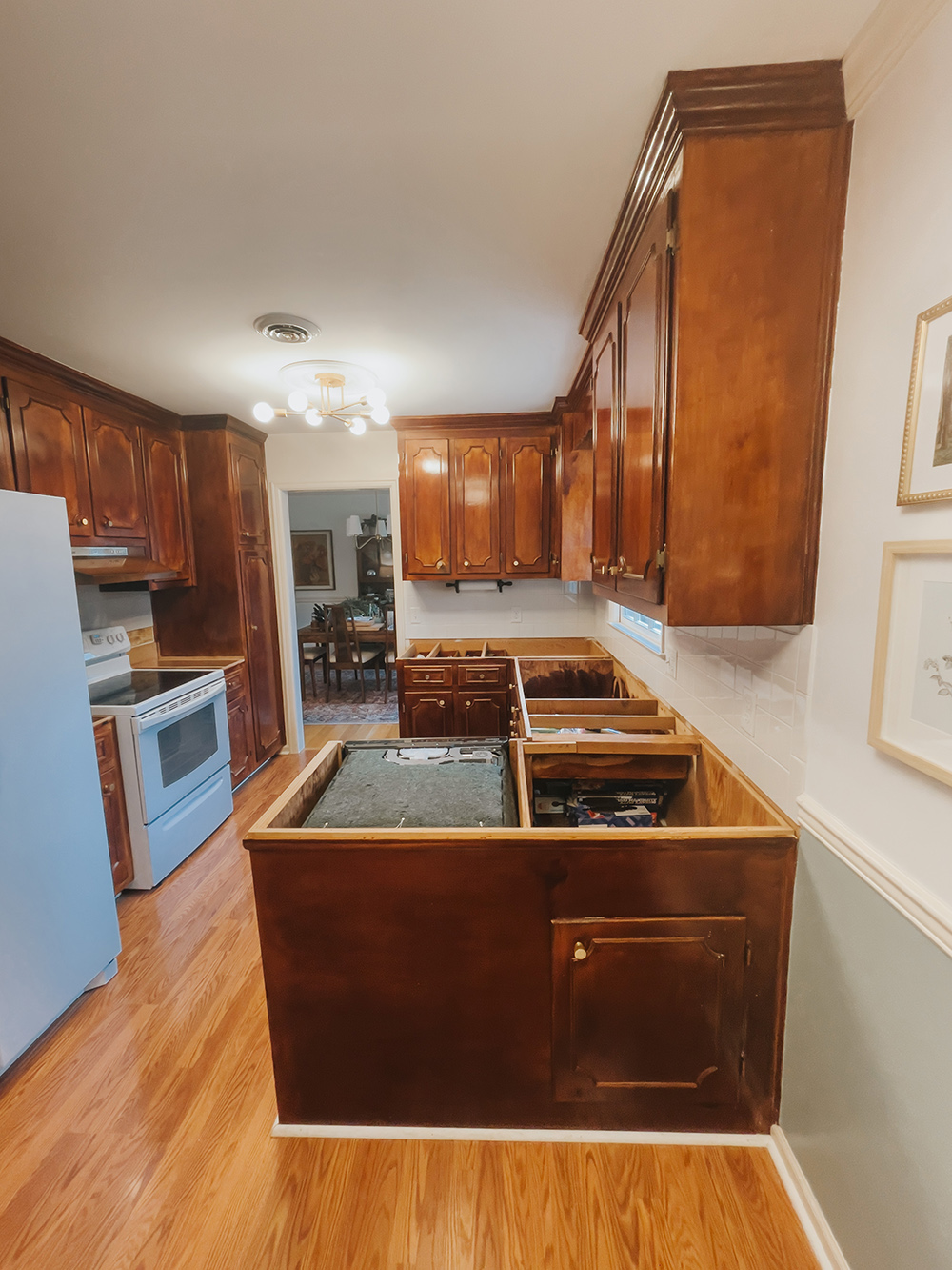 New Quartz Countertops In The Kitchen