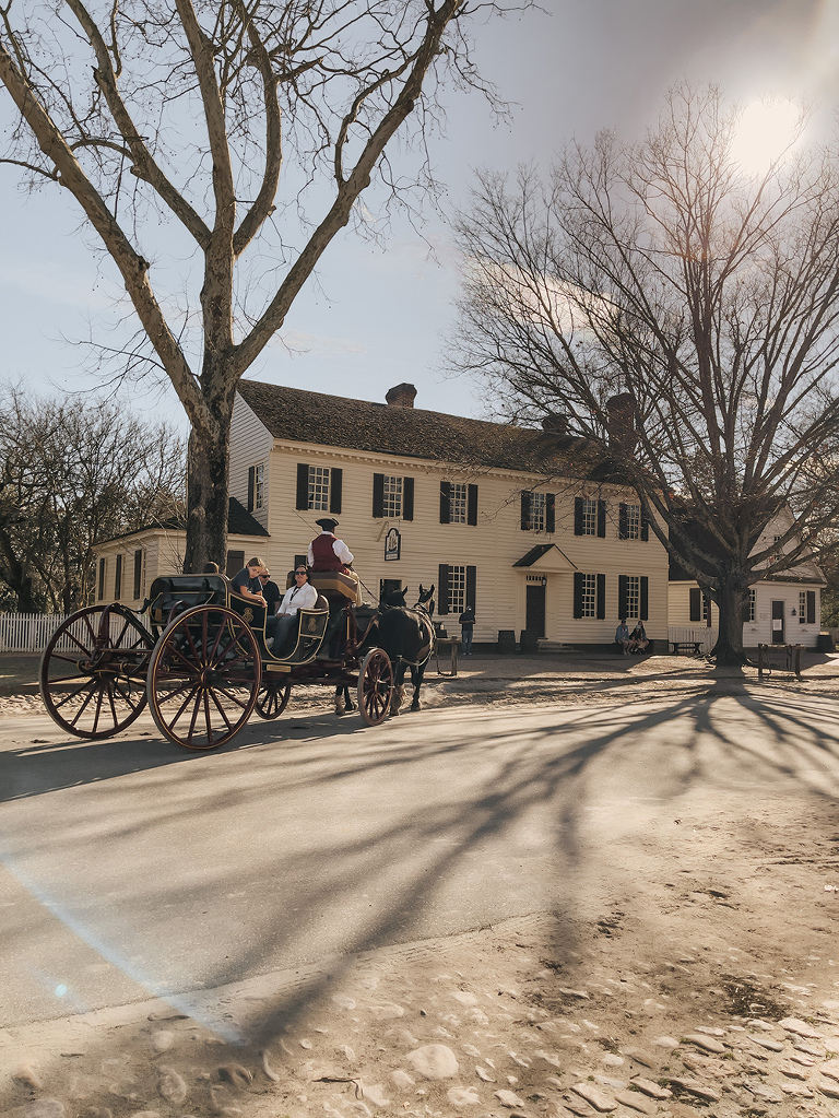Things To Do In Colonial Williamsburg - Dream Green DIY