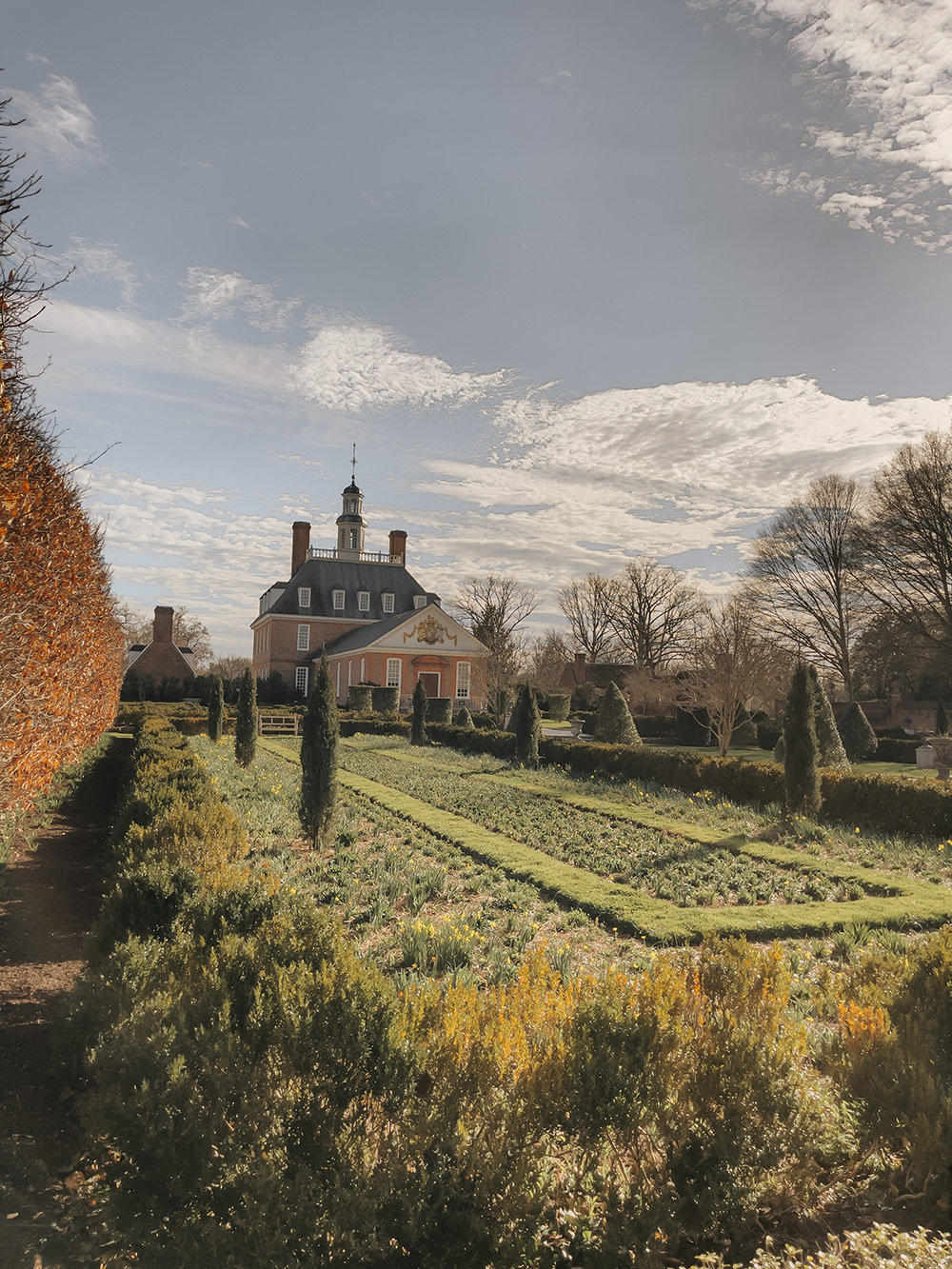 Things To Do In Colonial Williamsburg - Dream Green DIY