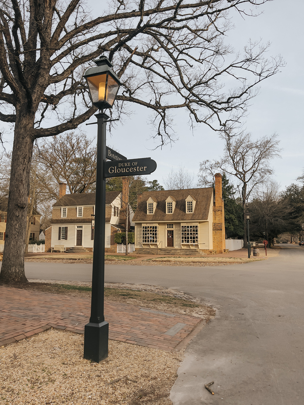 Things To Do In Colonial Williamsburg - Dream Green DIY