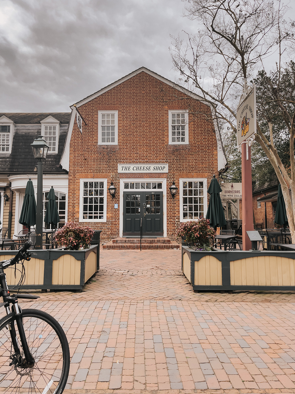 Things To Do In Colonial Williamsburg - Dream Green DIY