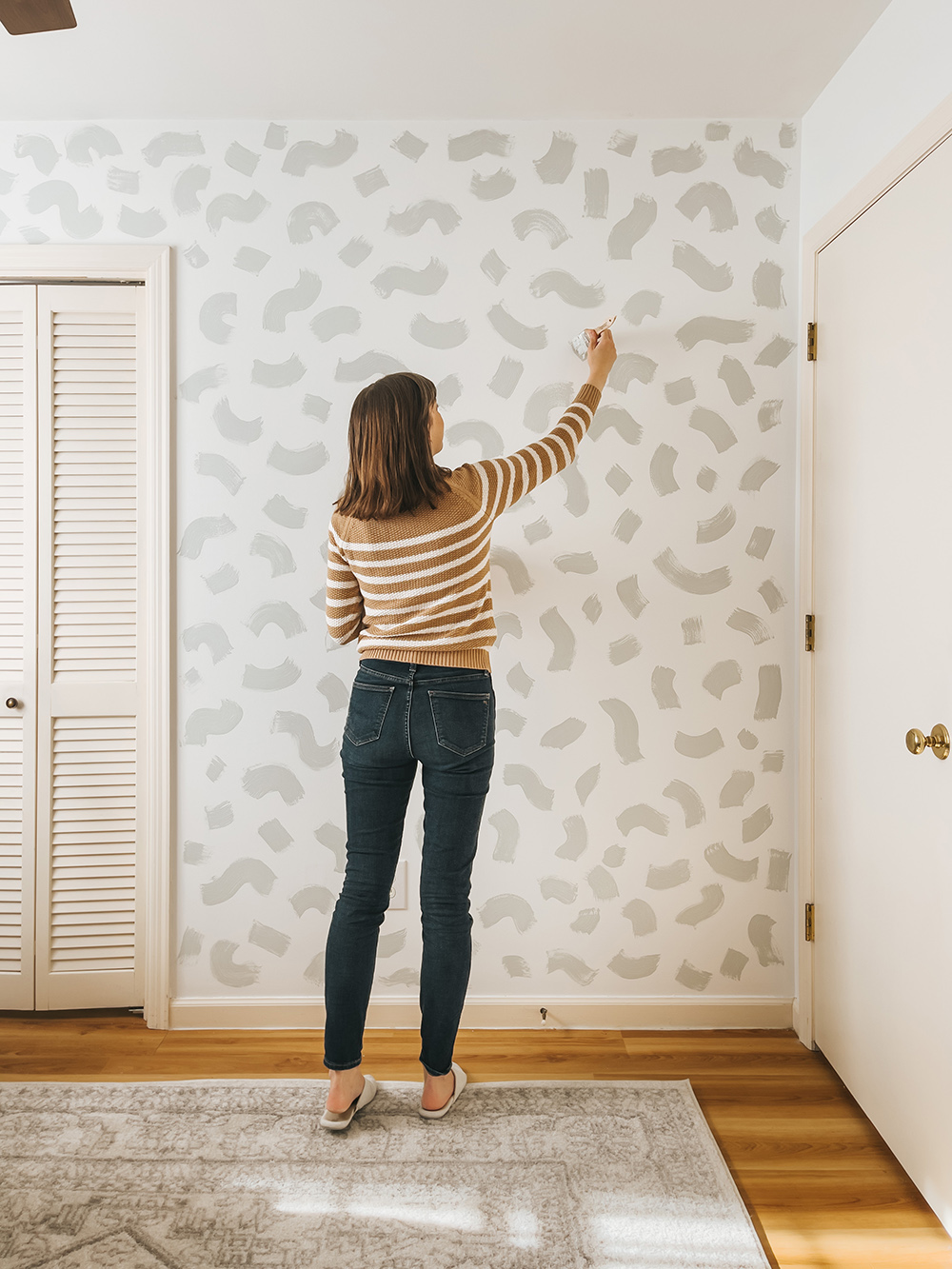 DIY Faux Wallpaper Feature Wall Dream Green DIY