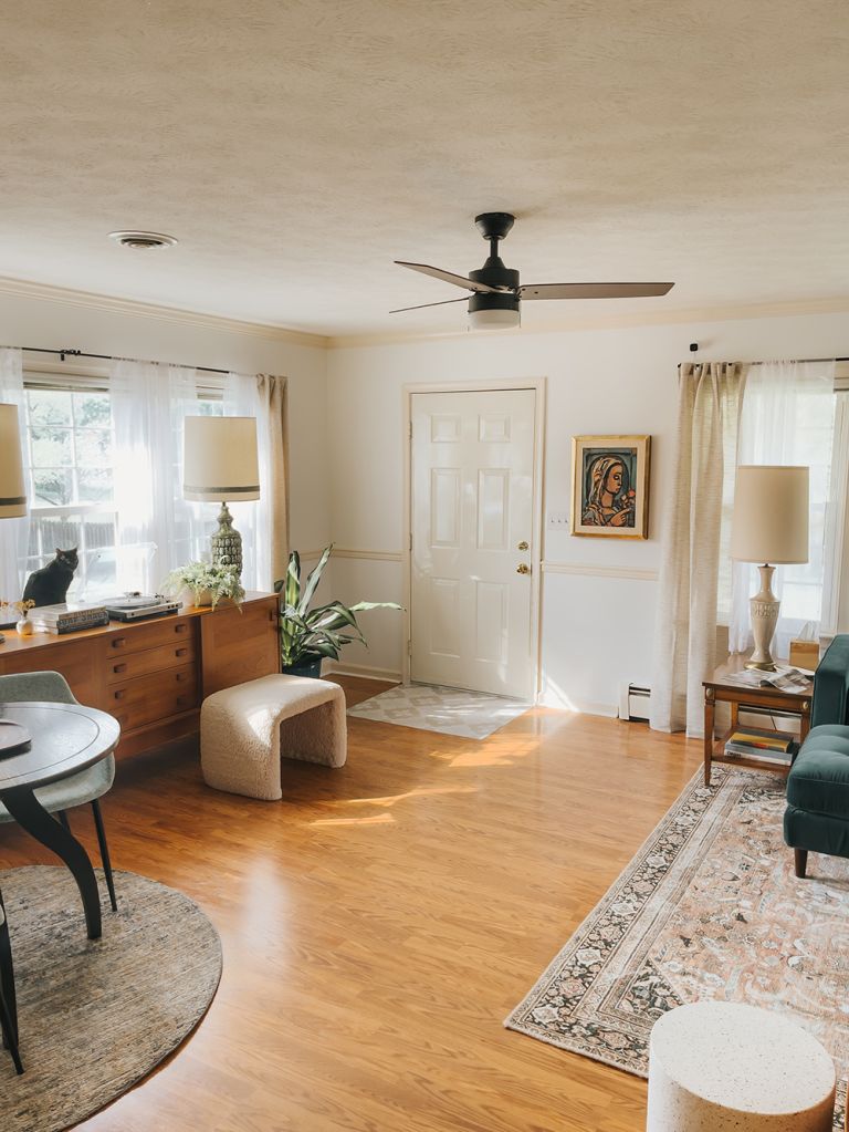 DIY Peel-And-Stick Tile Floor Entry - Dream Green DIY