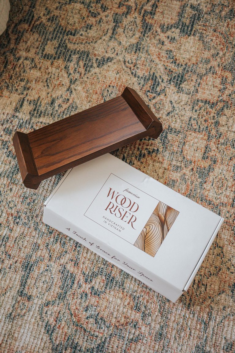 Two Ways To Style A Wooden Riser - Dream Green DIY
