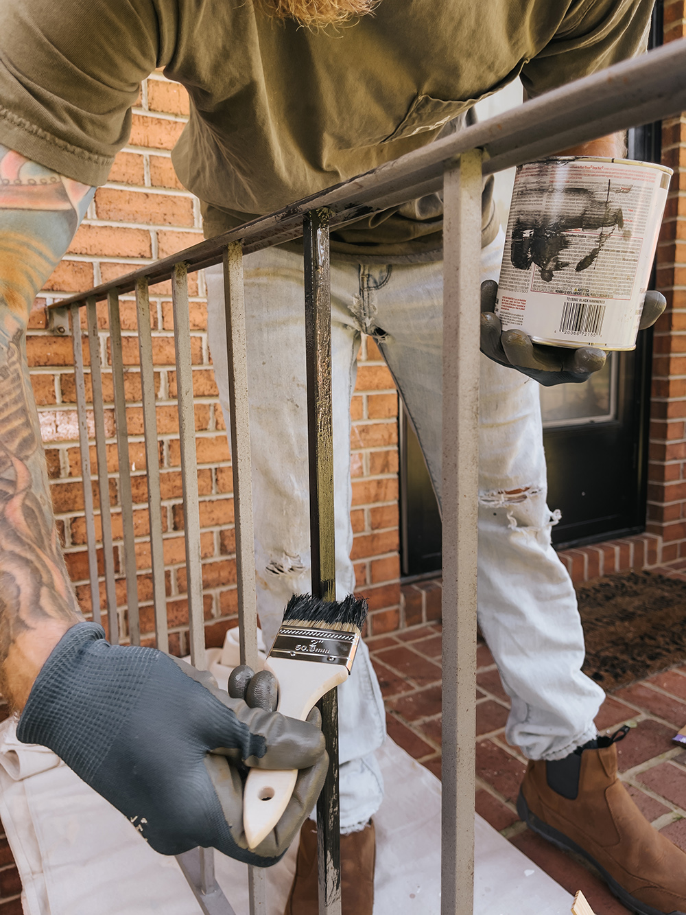 How To Restore An Old Metal Railing - Dream Green DIY