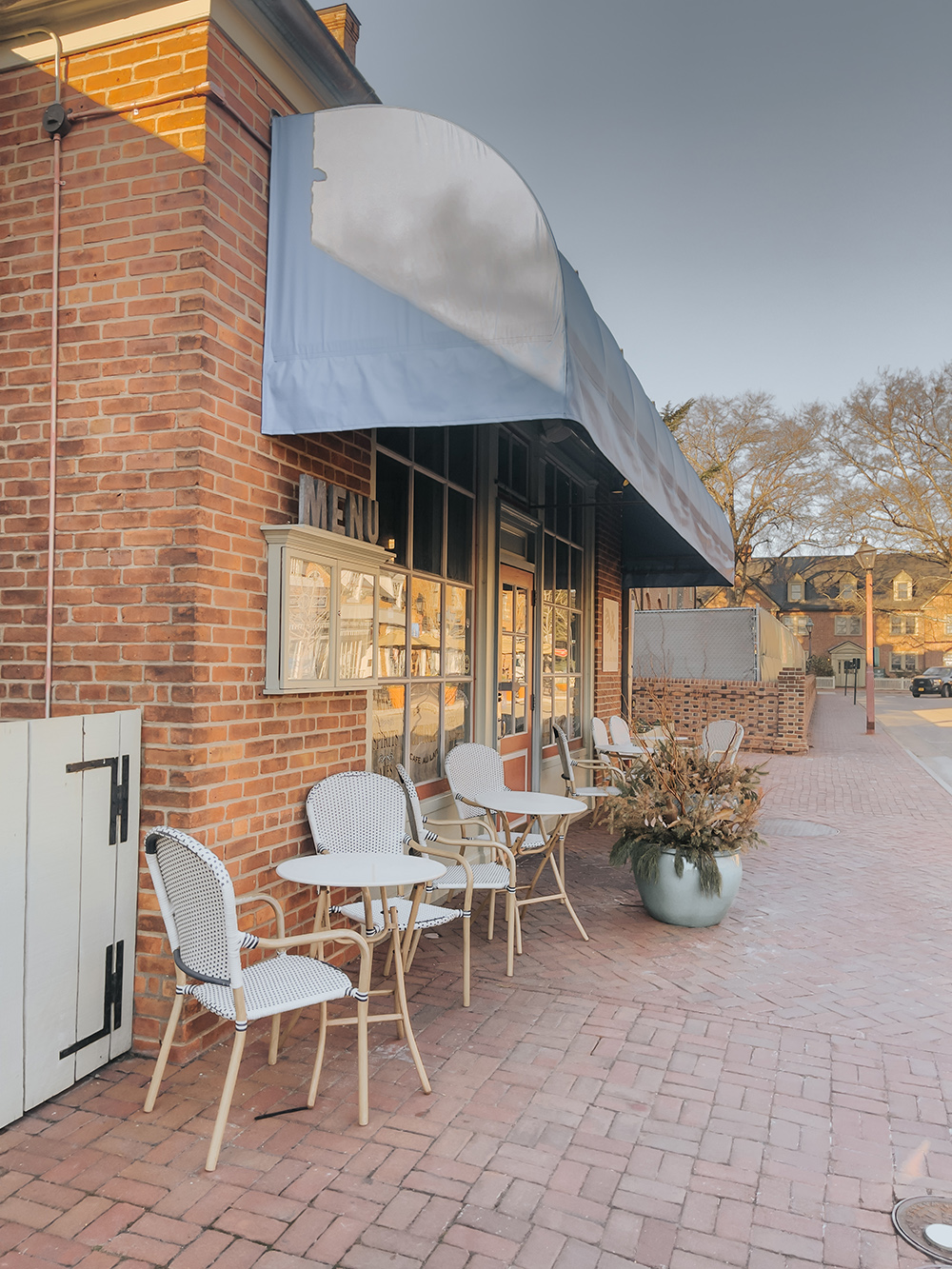 Travel: Where To Eat In Colonial Williamsburg - Dream Green DIY