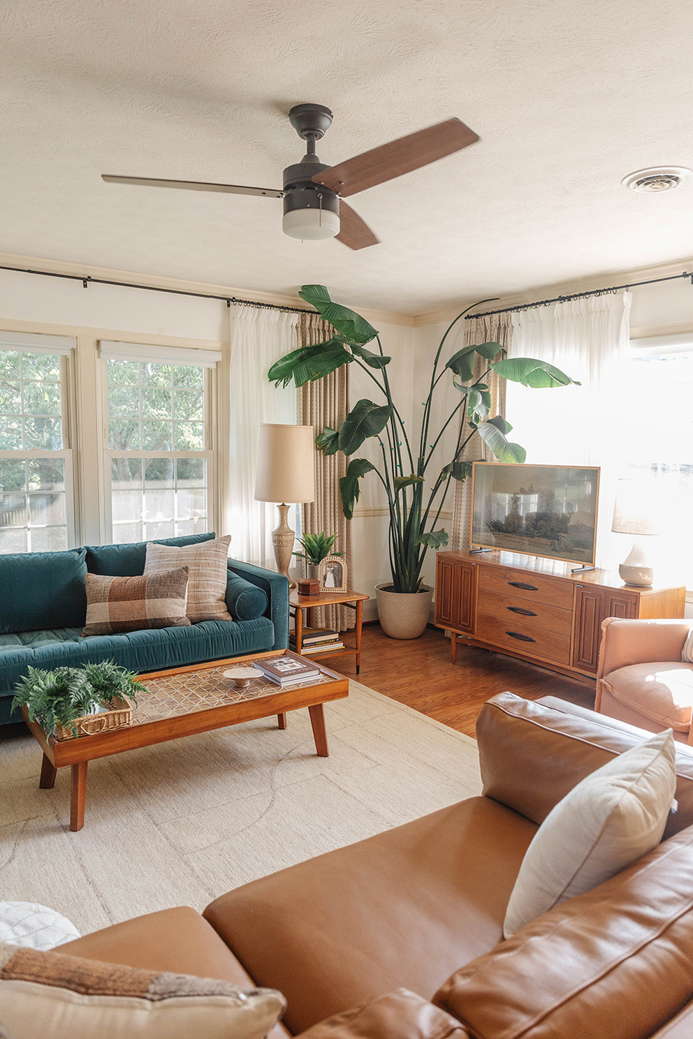 All About Our Classic Chair Rail Trim - Dream Green DIY